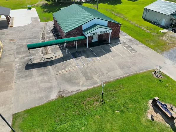 311 Chisum St, Sicily Island, LA 71368
