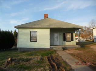 107 Dellinger Ave, Gastonia, NC 28054