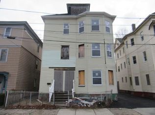 176 Holden St, Providence, RI 02908