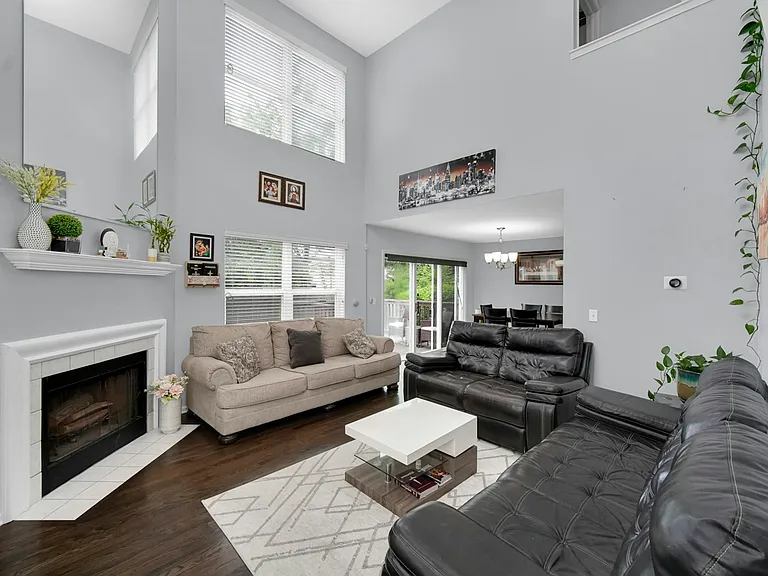 3013 Crystal Rock Rd — Photo 6