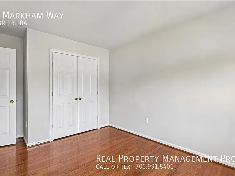 4 Markham Way — Photo 34