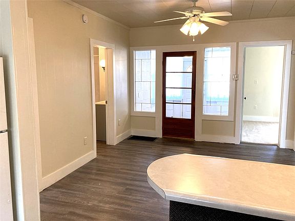 3rd image of 324 Sumner St