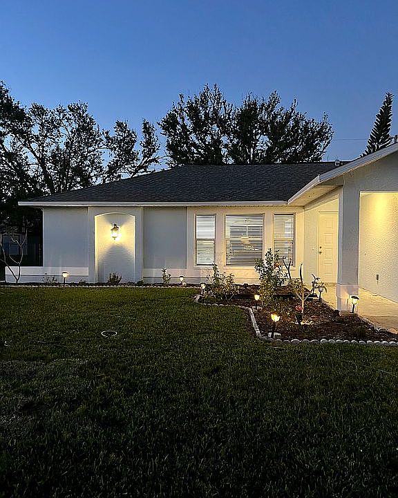 1st image of 503 SE 19th Ln