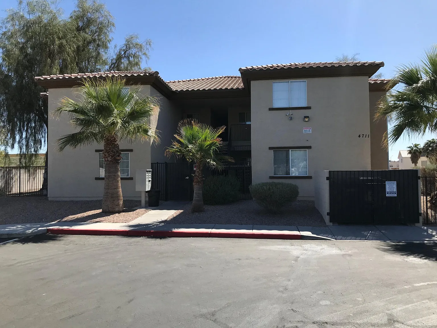 3 bed, 1092 sqft, $1,650 — Photo 1