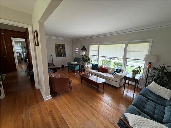4th image of 2465 Miriam Ln
