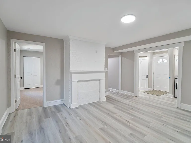 81 Liberty St #2 — Photo 4