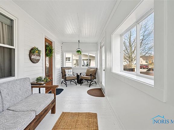 5th image of 1136 Earlwood Ave