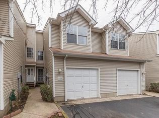1126 Oakcroft Ln, Somerset, NJ 08873