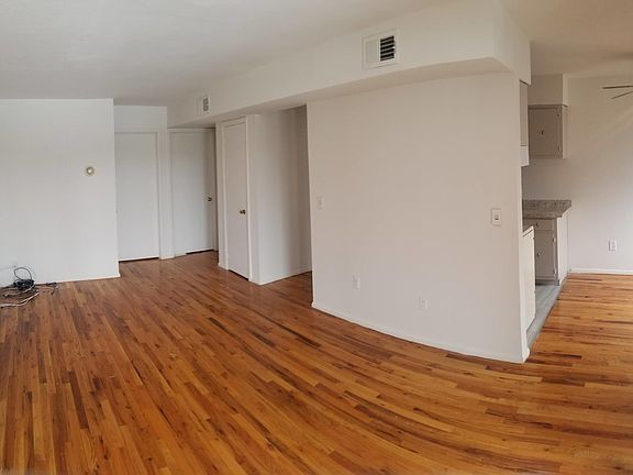 Living Room / Dining Room