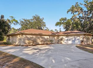 5706 Durant Rd, Dover, FL 33527