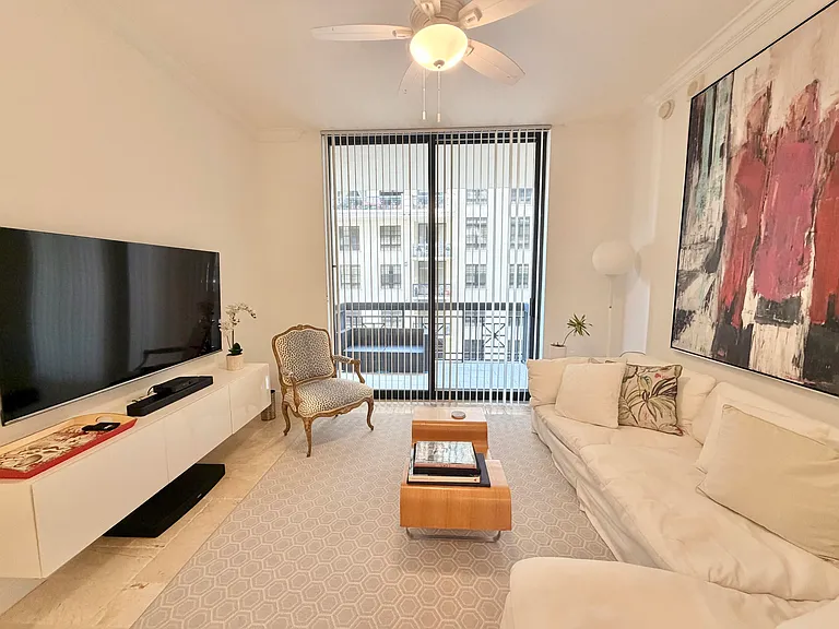 701 S Olive Ave #1413 — Photo 4