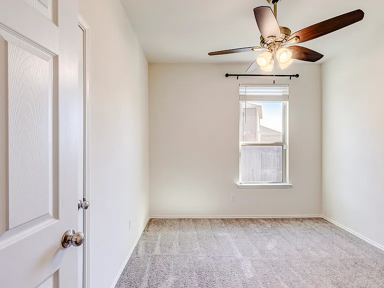 11617 Amber Stream Ln — Photo 24