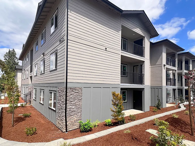 Waterford Terrace Apartments — Photo 5