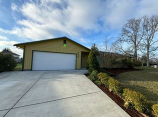 9323 Pinedrop Dr SE, Olympia, WA 98513