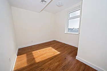 Rented by Level Group