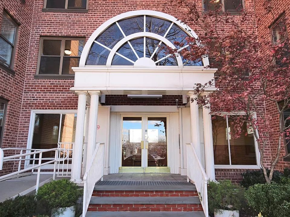 1st image of 2171 Bragg St APT 4F