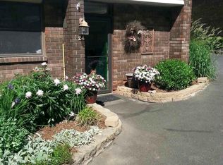 24 Village Pl, Hatboro, PA 19040