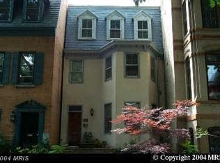 215 8th St SE, Washington, DC 20003