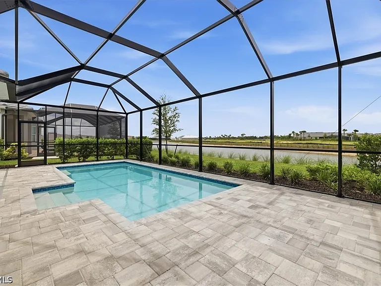 26801 Victoria Pl — Photo 26