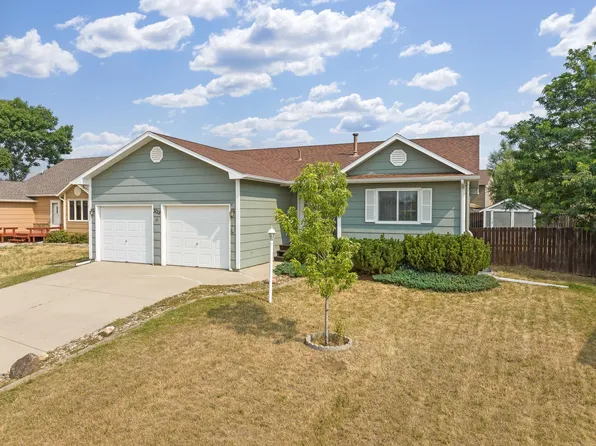 3018 Cadillac Dr, Rapid City, SD 57703