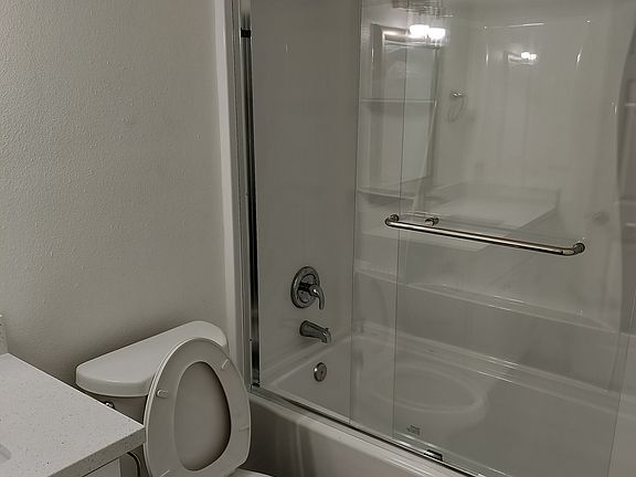 5th image of 12315 Graham St APT 78