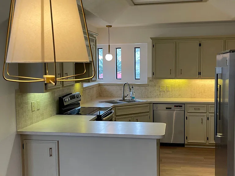 1309 Lark Ave — Photo 3