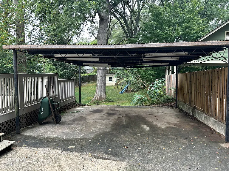 1106 Loring St SE — Photo 28