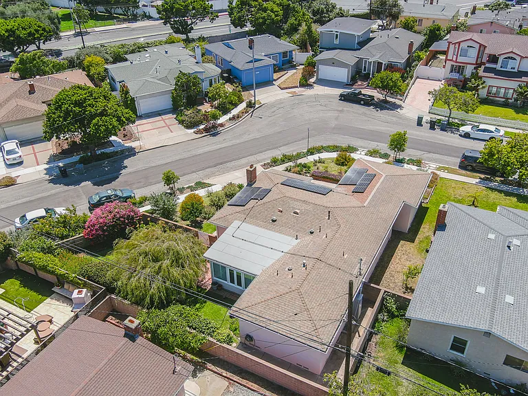 22826 Marjorie Ave — Photo 47