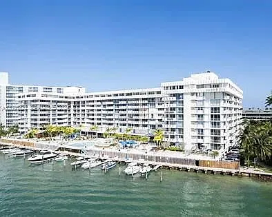 South Bay Club Condo — Photo 3
