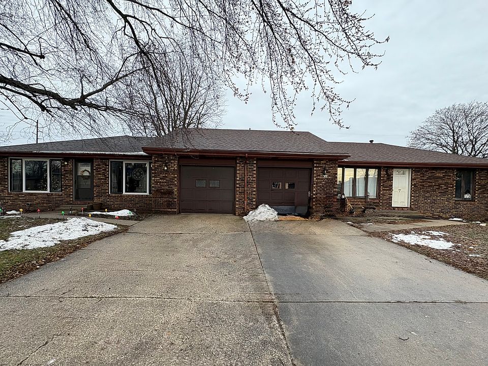 1st image of 909 Carlisle Dr