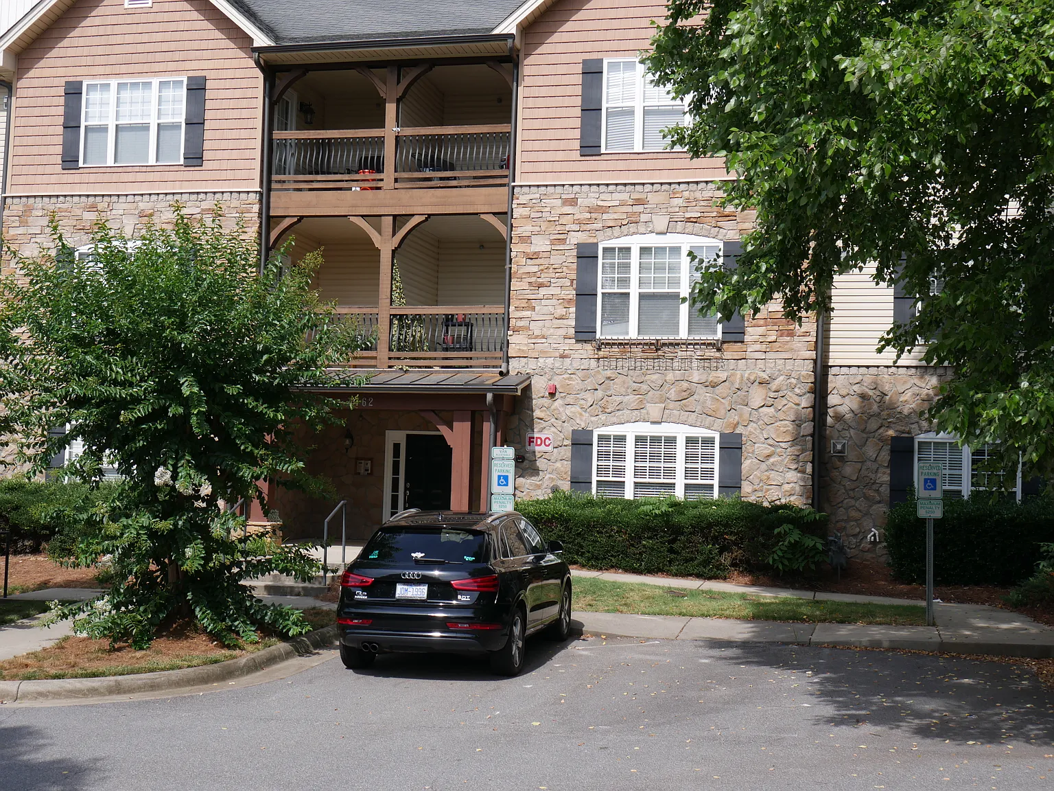 2 bed, $1,295 — Photo 1