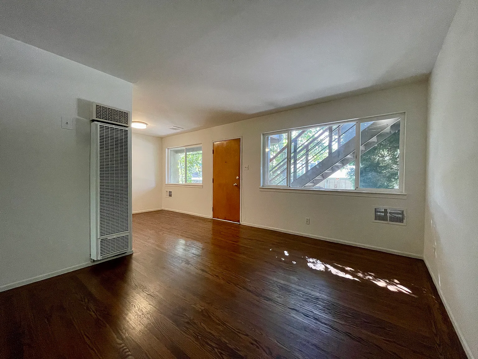 1 bed, $2,350 — Photo 4