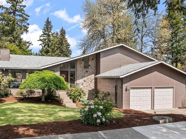 14605 SW Carlsbad Dr, Beaverton, OR 97007