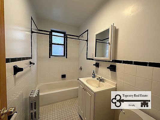 4th image of 45-45 46th St #4H