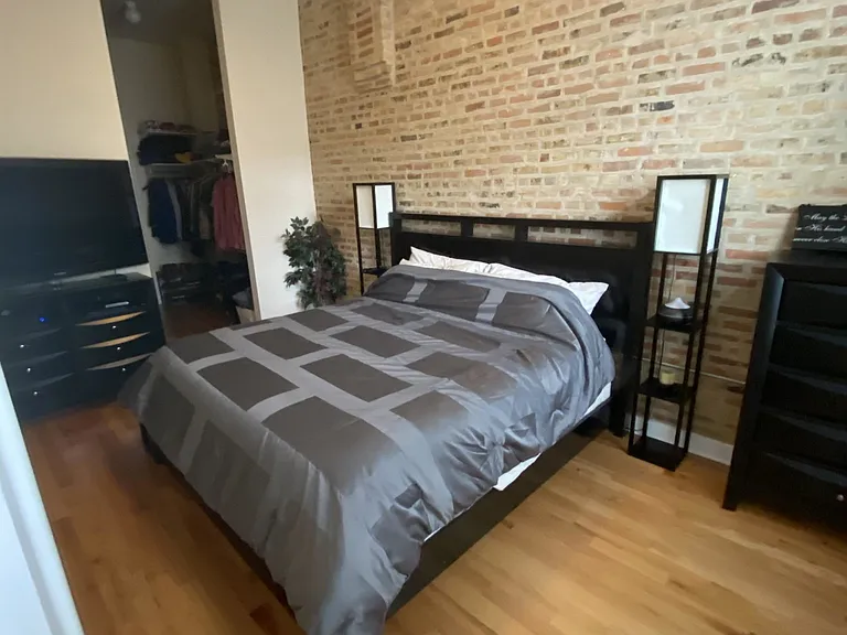 683 N Milwaukee Ave #305 — Photo 5