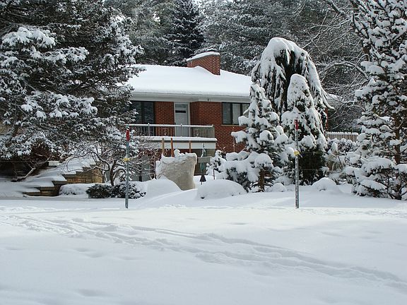 2nd image of 3320 Paint Creek Dr