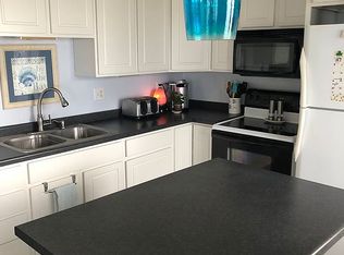 173 Sun N Surf Dr, Luxemburg, WI 54217
