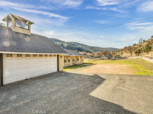 1983 New Long Valley Rd, Clearlake Oaks, CA 95423