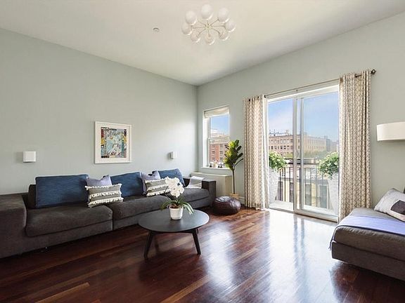 5th image of 203 W 122nd St
