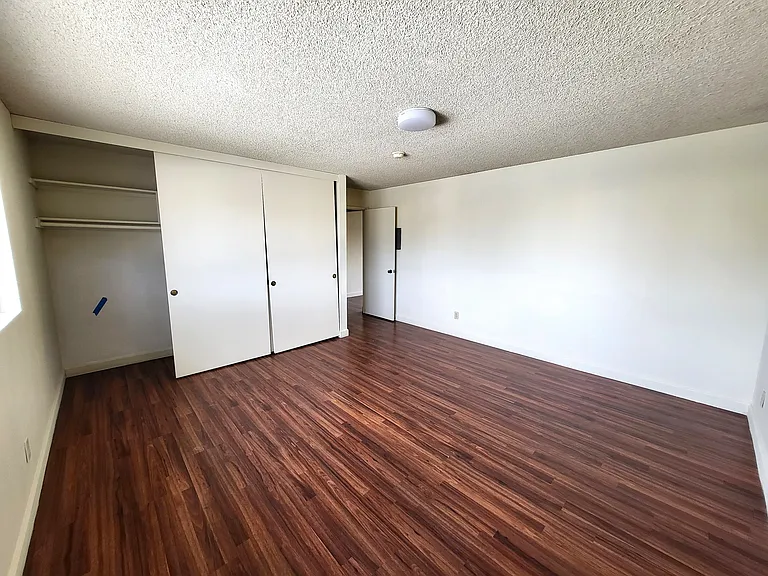 10669 Walnut St — Photo 14
