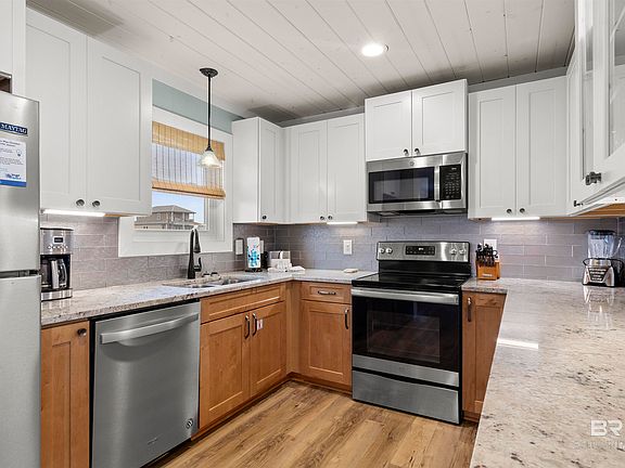 5th image of 5432 Beach Blvd