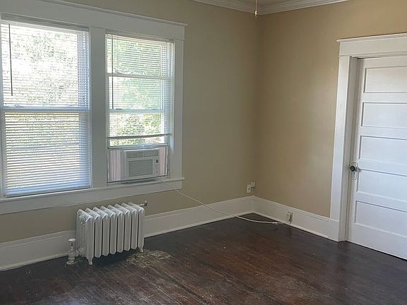 3rd image of 612 Guilford Ave #B