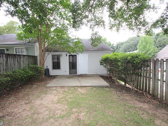 2nd image of 1081 Rockbrook Ct