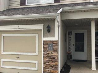 505 SW Shadow Glen Dr, Blue Springs, MO 64015