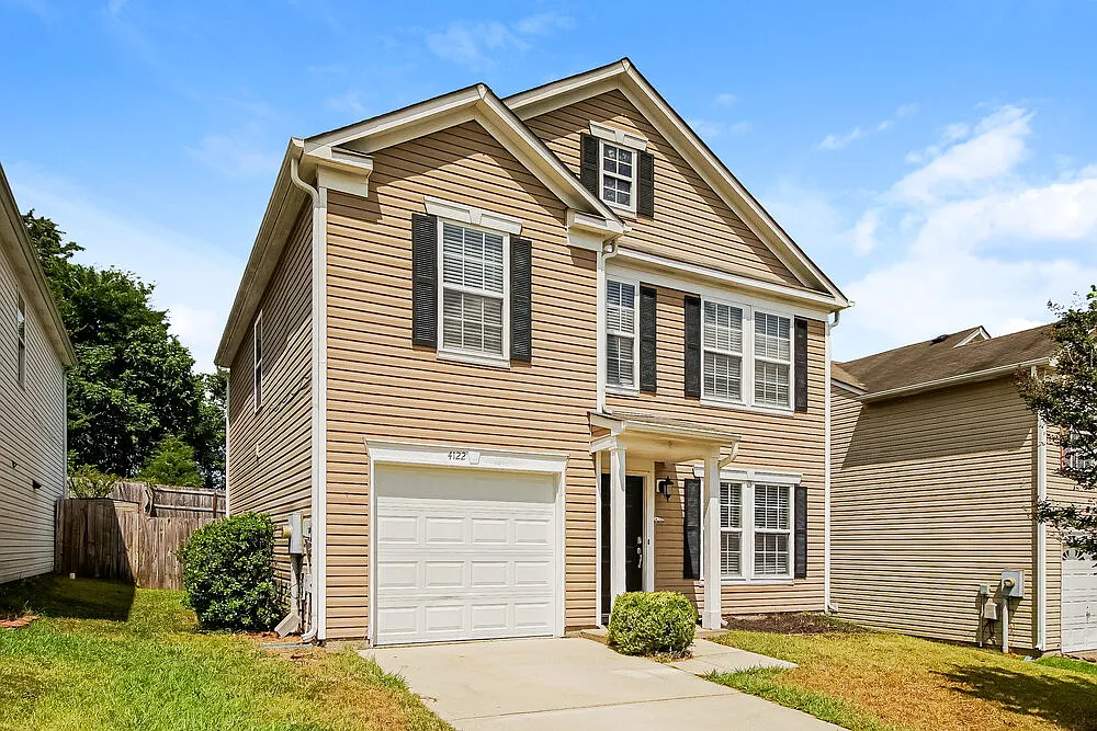 3 bed, 2.5 bath, 1627 sqft, $1,980 — Photo 4