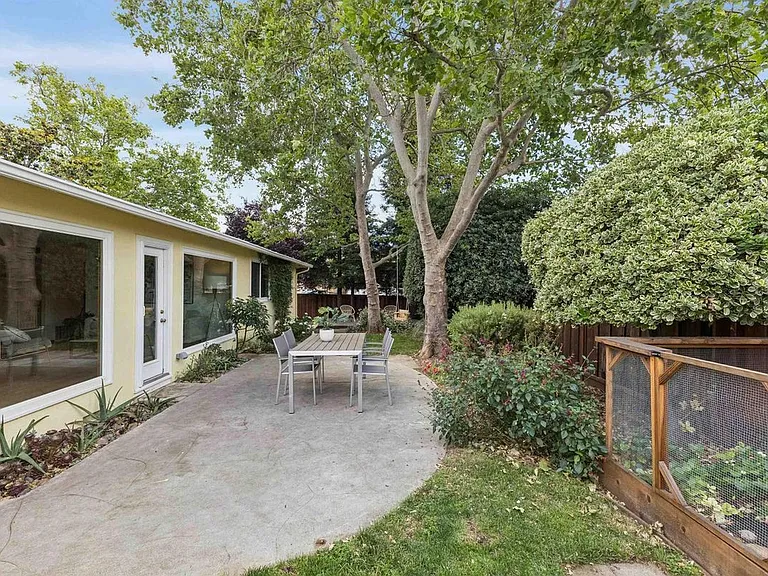1231 Coventry Rd — Photo 23