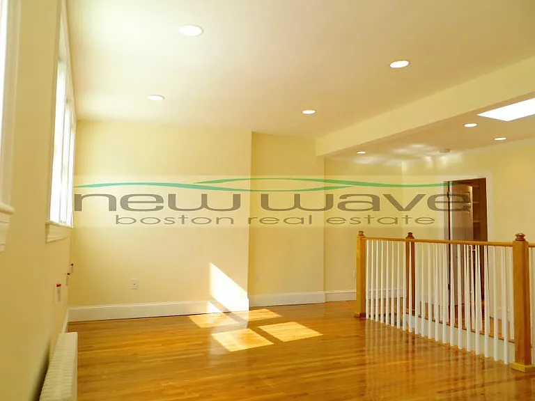 227 Newbury St #2 — Photo 8