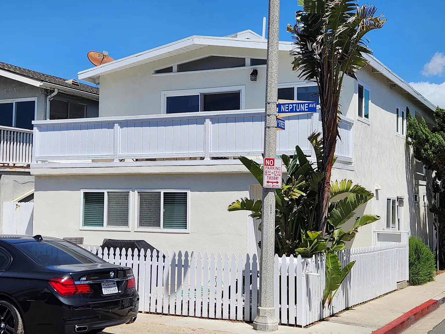 5000 1/2 Neptune Ave — Photo 1