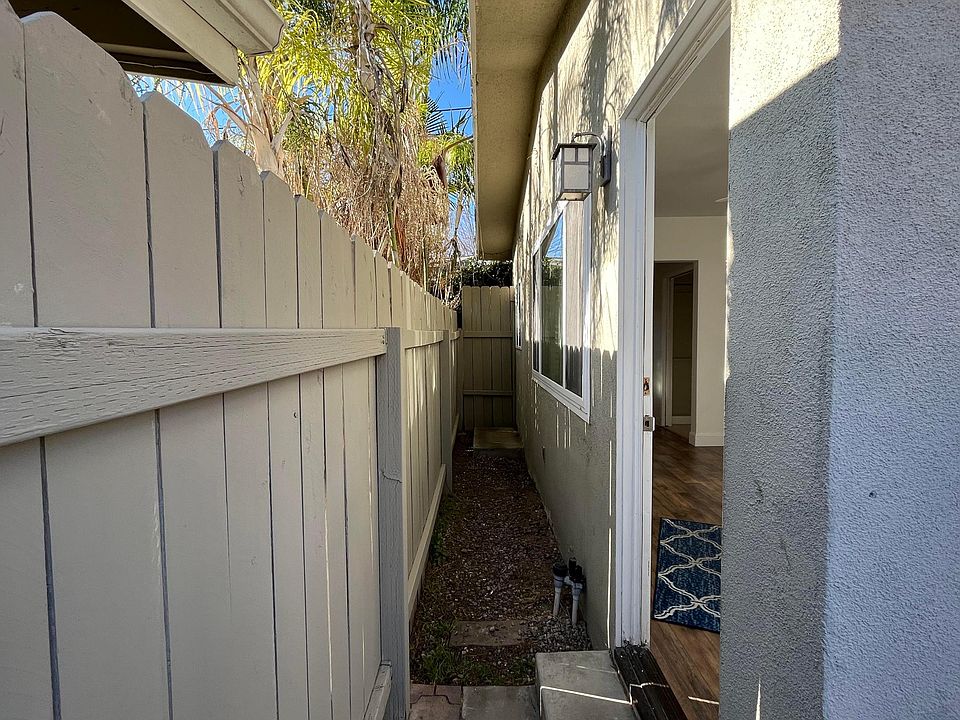 front door, entrance to living room