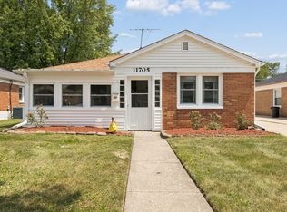 11705 S Meadow Lane Dr, Merrionette Park, IL 60803